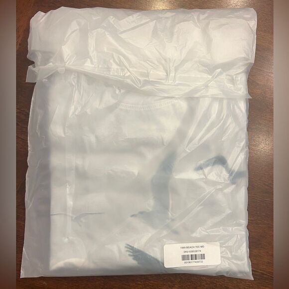 NWT Limited Edition Taylor Swift 1989 Summer Seagull T-Shirt / Unisex / Medium - Picture 7 of 8